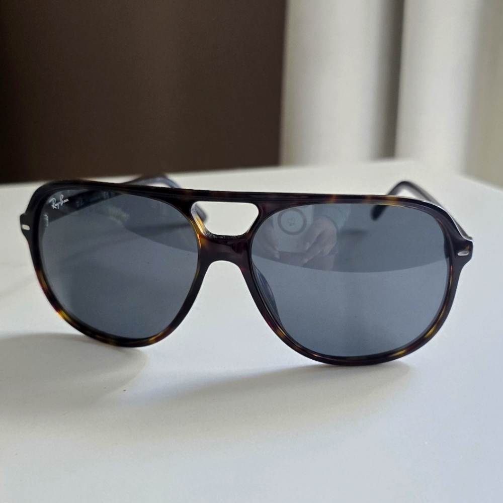 Ray-Ban Tortoise Shell Aviator Sunglasses